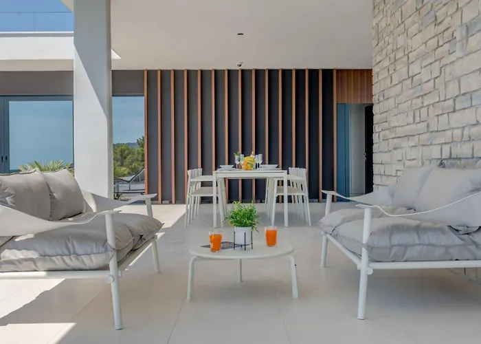 Villa Sunray By Guide *